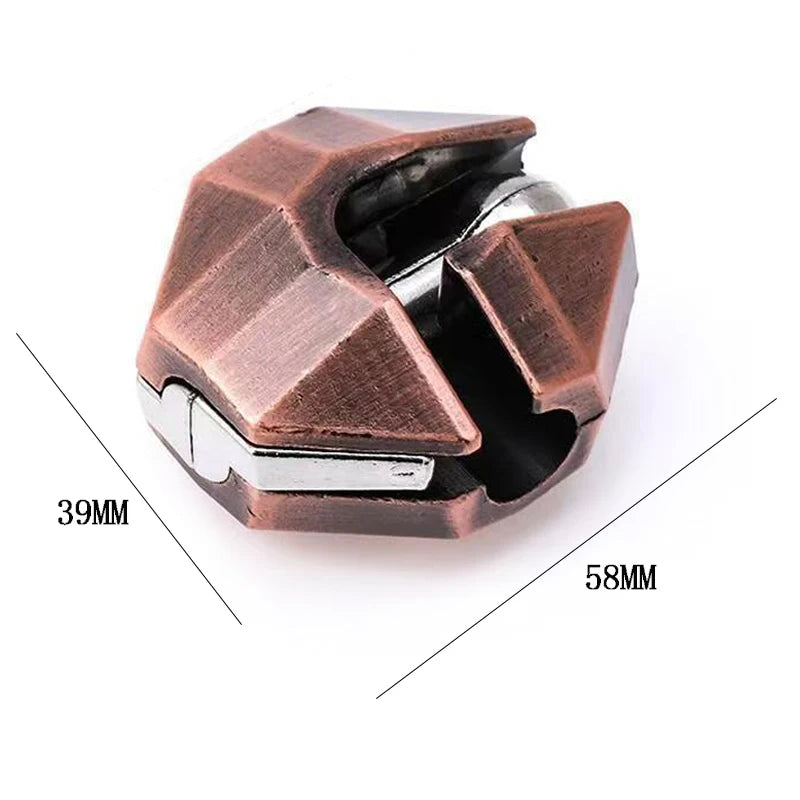 Geometric metal lock puzzle with dimensions of 39mm by 58mm labeled on a white background.